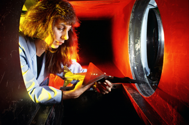 Space History Photo: Hyper-X Wind Tunnel Tests